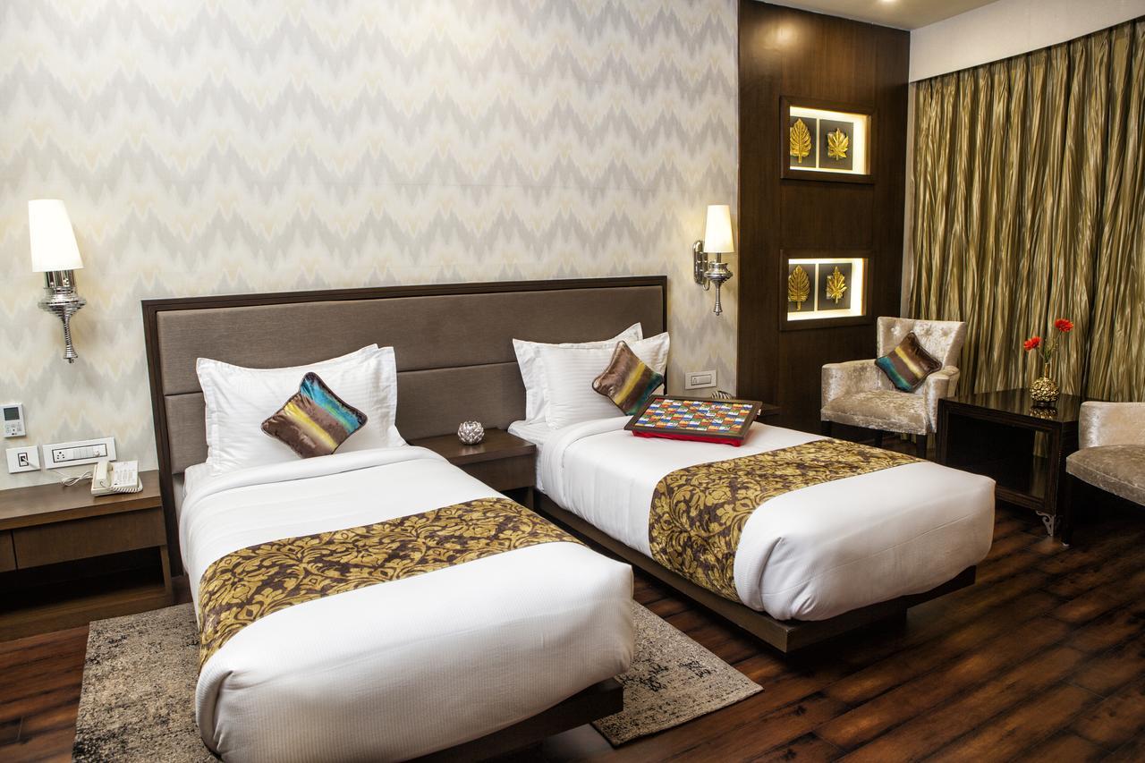 Hotel Gangakashi Nagpur Exterior photo